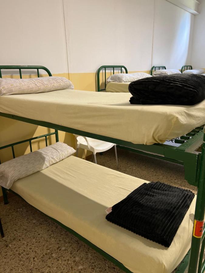 Albergue Municipal Hostel Сан Мартин дел Камино Екстериор снимка